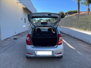 HYUNDAI i10 1.1 Comfort 6